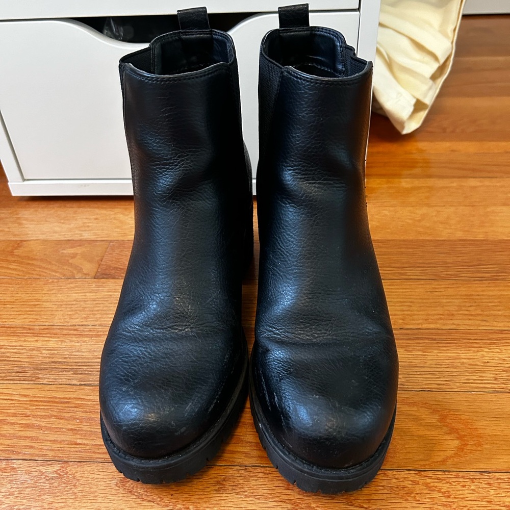 Black Boots